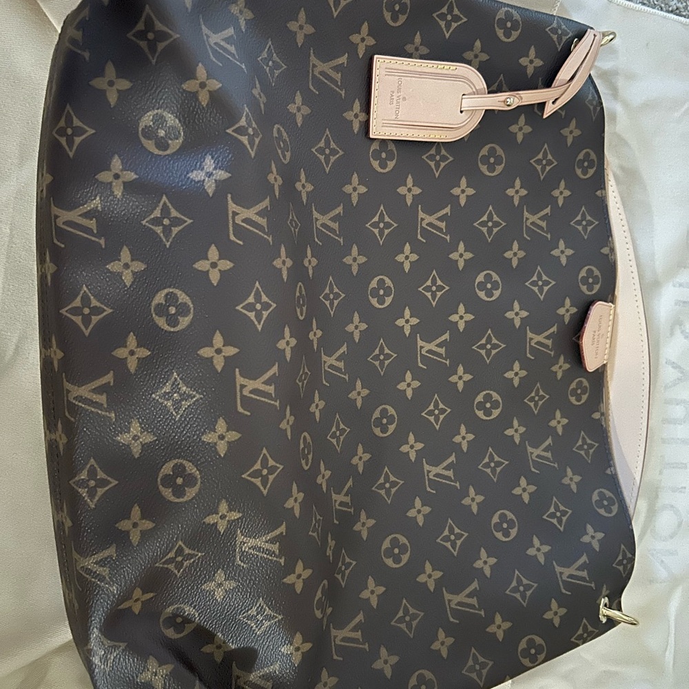 Louis Vuitton Graceful MM